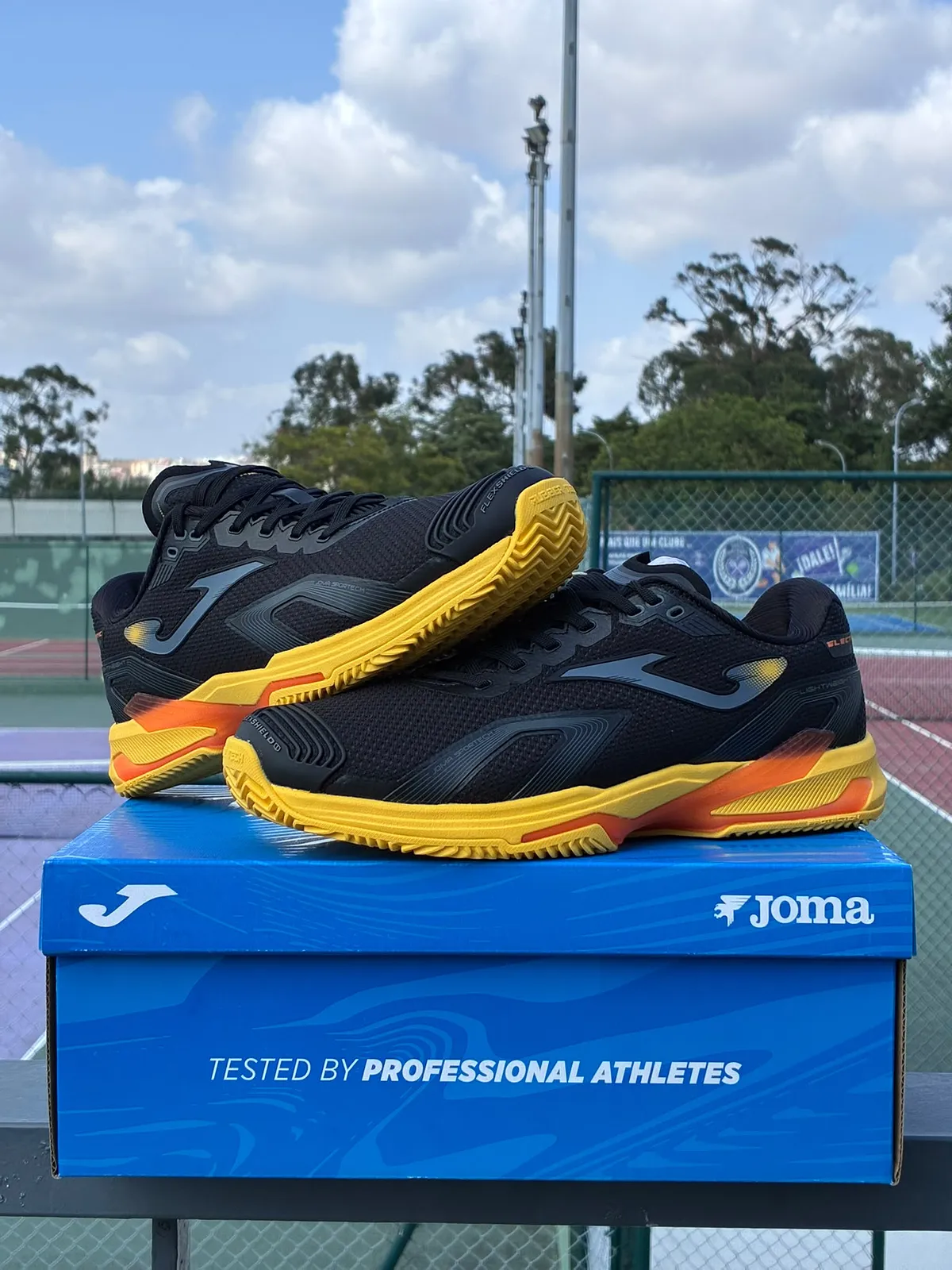 Joma Electric Agile · Preto e amarelo